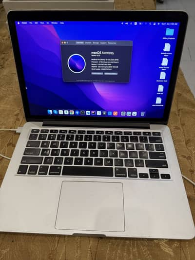 MacBook Pro 13 inch 2015 8gb/256gb
