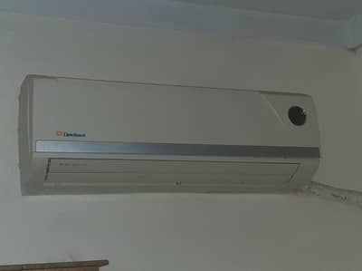 Dawlance 1Ton AC