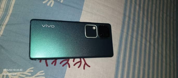 vivo. V30