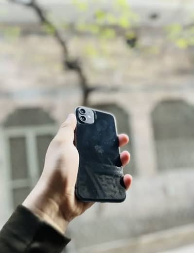 iPhone 11 non pta 64 gb battery health 72 total original waterpck