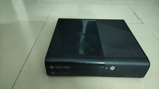 Xbox 360 E 500gb console for sale