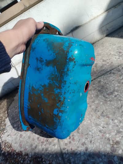 vespa down model fuel tank