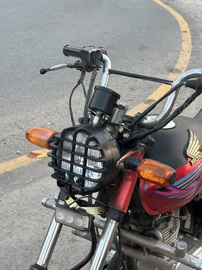 Honda deluxe 2013/15