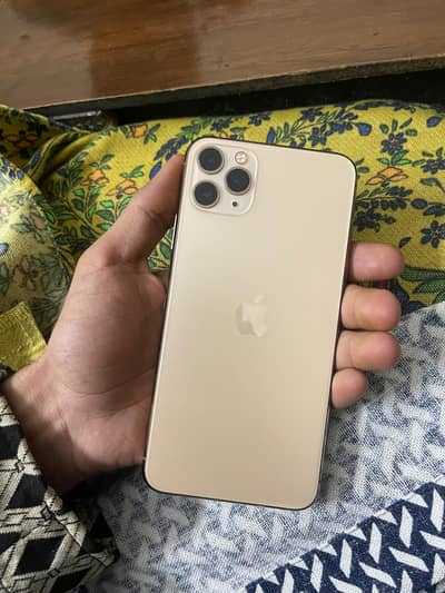 11 pro max golden colour