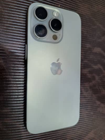 iPhone 15 pro jv 128 gb natural titanium back change box available