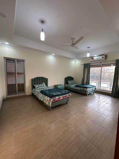 Rooms For rent  daily basis part time 03135125085