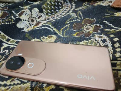 vivo v40e