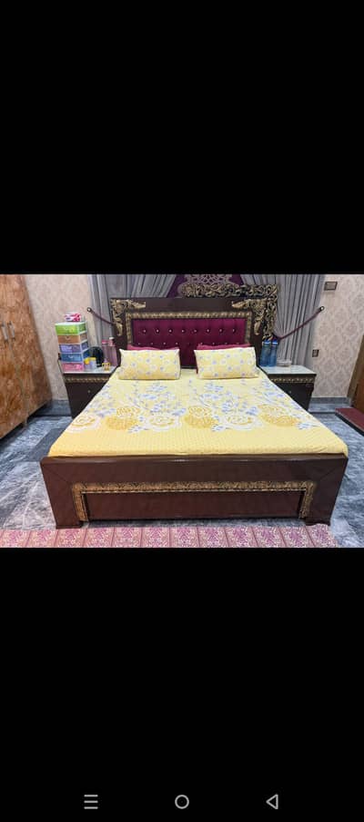 Double bed  king size bed for sale