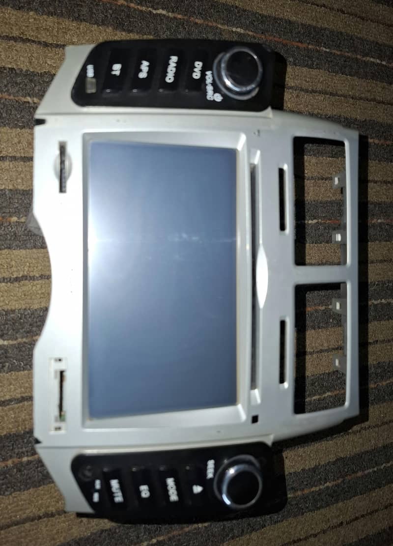 Vitz LCD 5