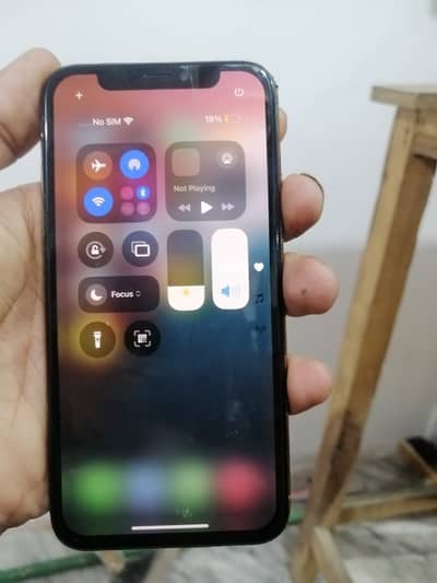 I phones xs 256 gb all ok no any fault 85 batery health