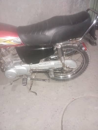 good bike and running bike best fuel average 40+average tire saaaf hen