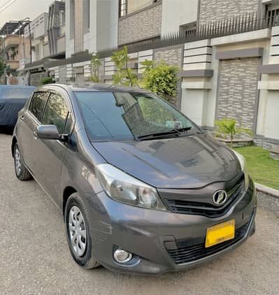 toyota vitz model 2011 registration 2014 original color