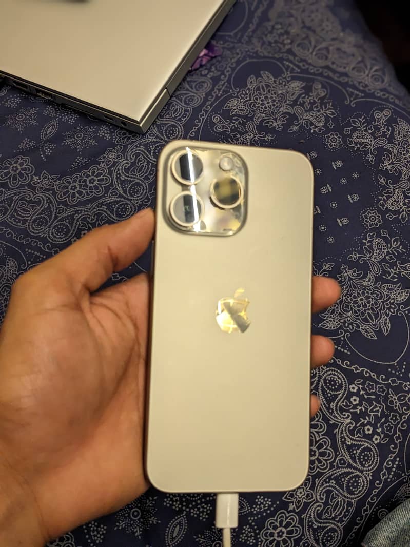 Iphone 15 Pro Max 2