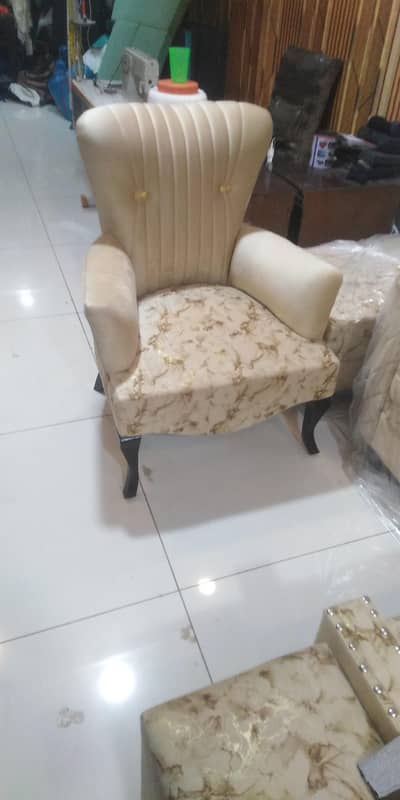 tv lounge sofa full cousion 10 year warranty ke sath