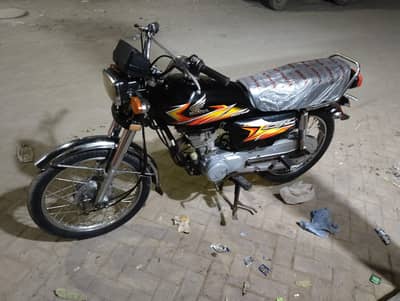 Honda 125 2021 karachi No