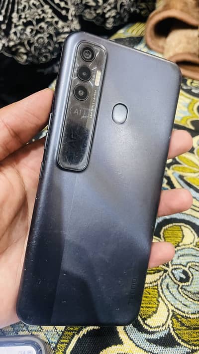 Tecno Spark 7 pro