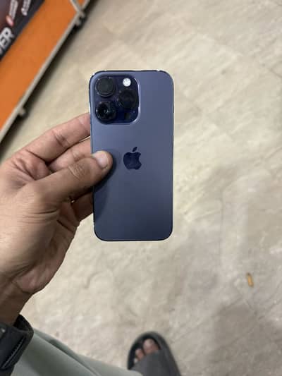 I phone 14 pro 256 cable  mobile 03452310801