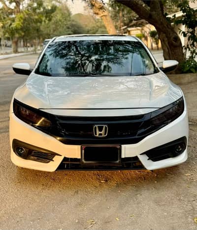 Honda civic ug 2016 full original,available in Karachi