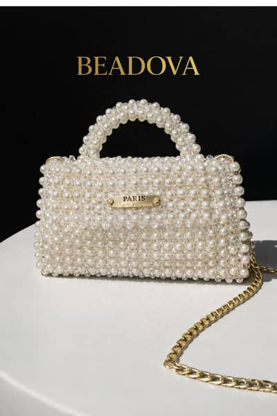  Pearl Aura Beaded handbag 