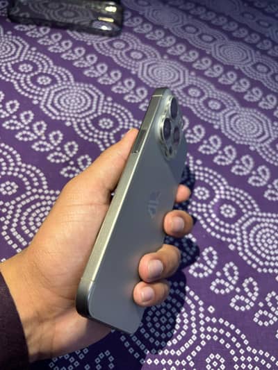 15 pro max natural titanium 256 gb HK variant Dual physical sim 87 %