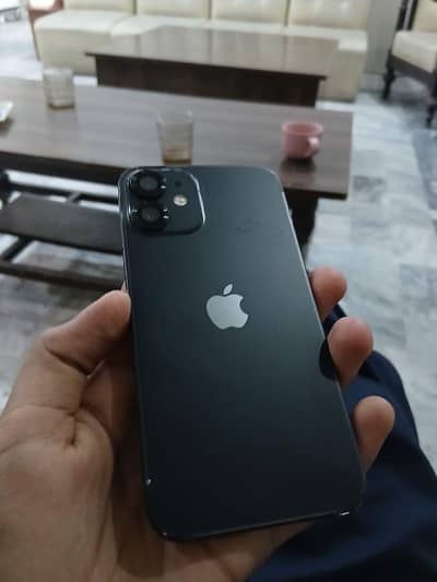 I phone 12mini 128 gb 88 Beattry health nonpta factory unlocked black