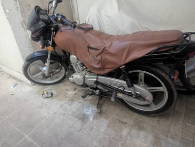 Suzuki 110 *2022 model* *17900 km uesd only*   03*111*22*8006