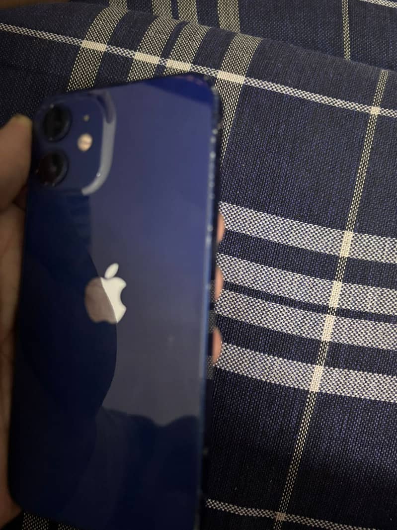 iPhone 12 mini 6