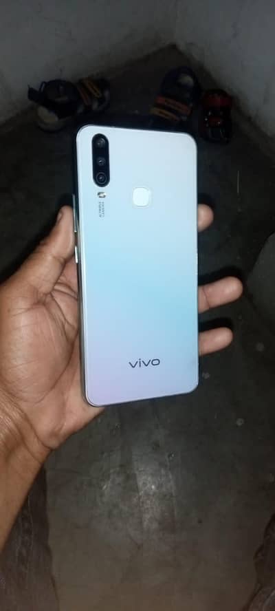 vivo y17