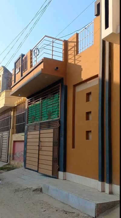 Asif Town F2 near Johar town 4Marla Single Story House urgent For Sale