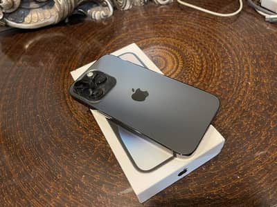 Iphone 14 pro black colour
