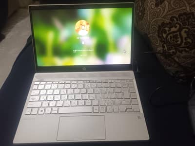 HP Pavilion I5 8th 8/256