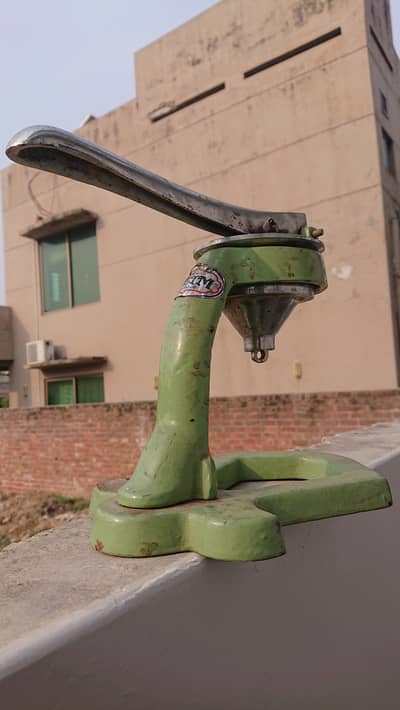 Manual  oringe echine. All ok original iron 10+kg wait all ok  origina