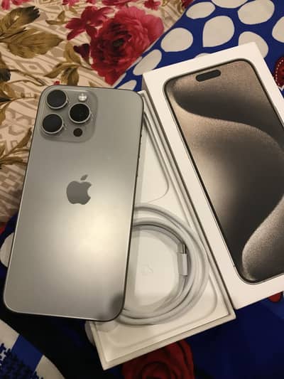 iPhone 15 pro max 256 GB
