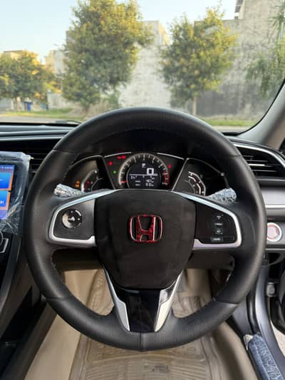 Honda civic oriel 2018 red meter