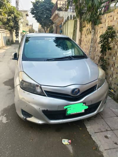 Toyota vitz all genuine condition 10/7