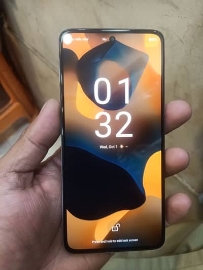 motorola G84 5G box charger cable 100% original condition 10/10 he ok