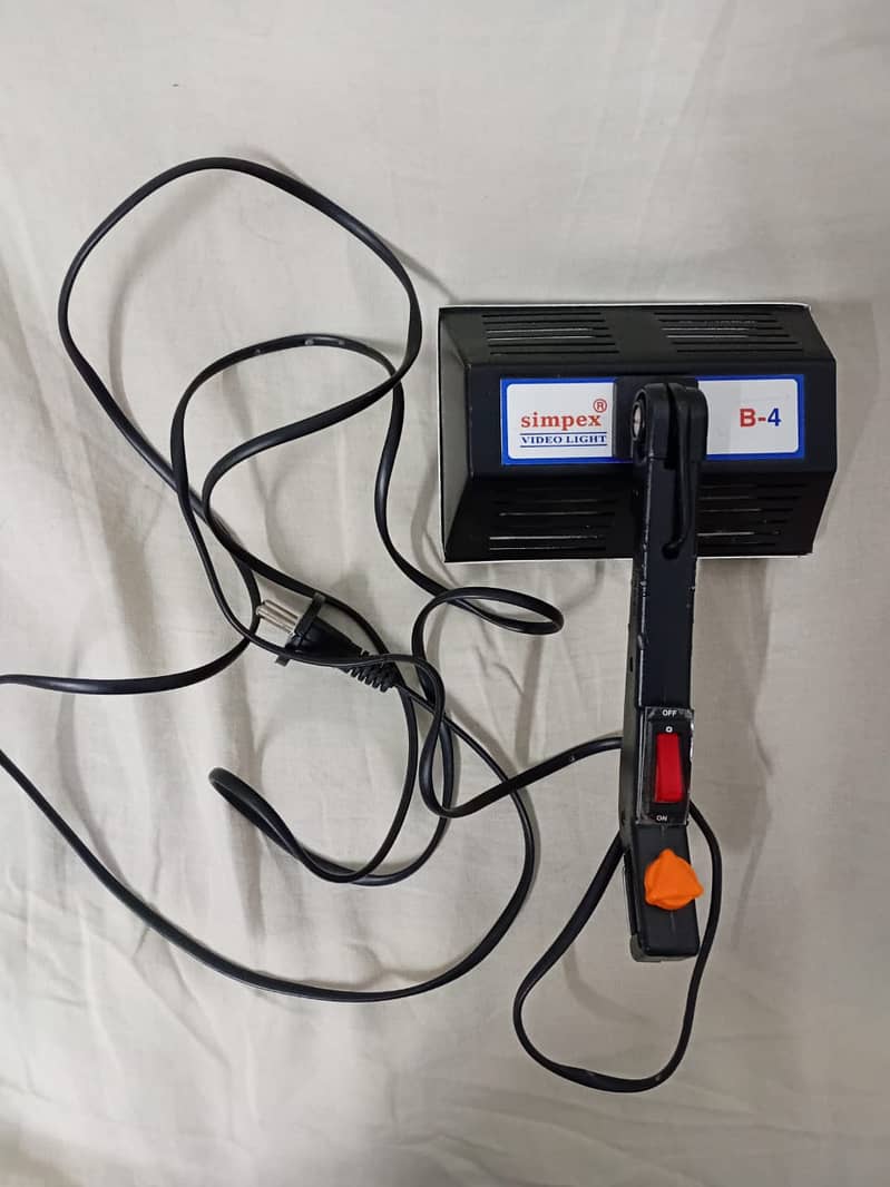 VIDEO LIGHT 4