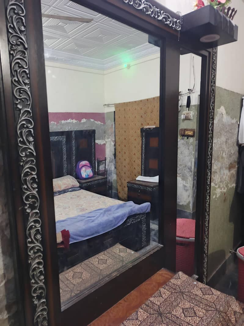 Dressing table duble mirror. 3