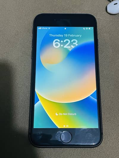 IPHONE 8 |  64 GB  | PTA APPROVED