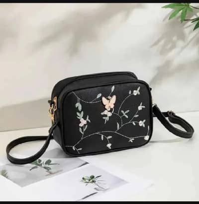 Butterfly Crossbody woman