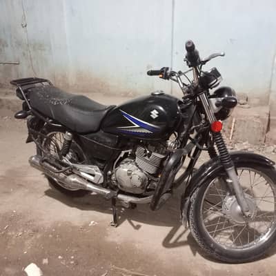SUZUKI GS 150 MODEL 2015 FOR SALE