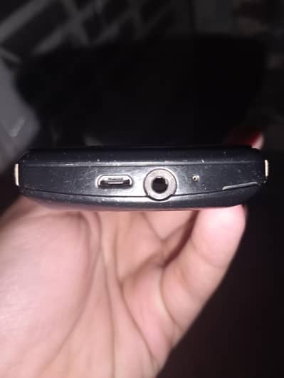 QQME Mobile Official Pta approved 3 Sim wala argent sale