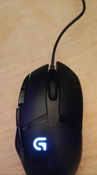 Logitech G402 ( in lush condition )