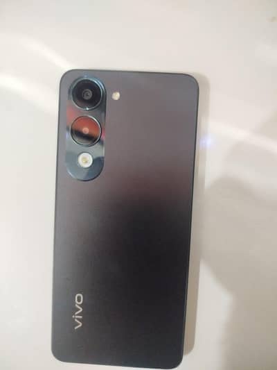 vivo y04 4/128 gb