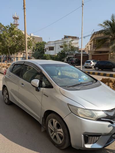 Honda Fit Hybrid 20114/17 model