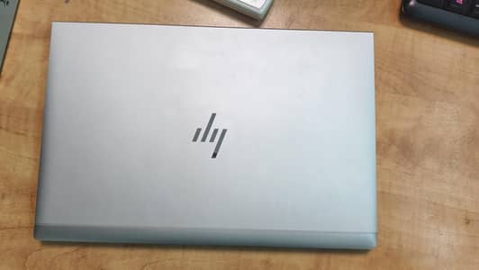 HP EliteBook 840 G8