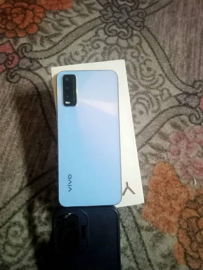 پینل چینج ہے باقی سب ٹھیک ہے 1