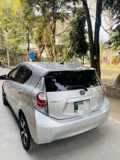 Toyota aqua 2013