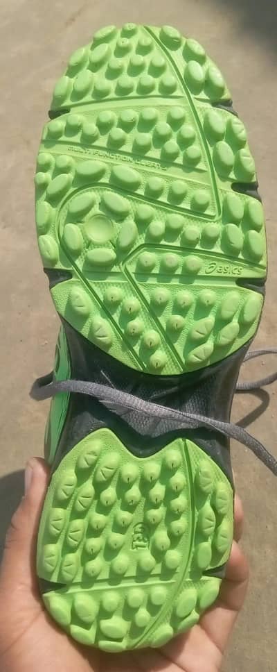 aacis griper cricket and hockey shsoe