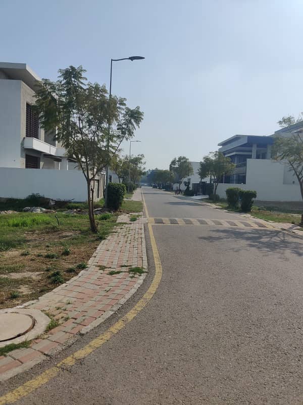 20 MARLA CORNER PLOT 2